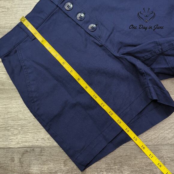 Old Navy Flat Front Shorts Size 6 - Picture 6 of 7